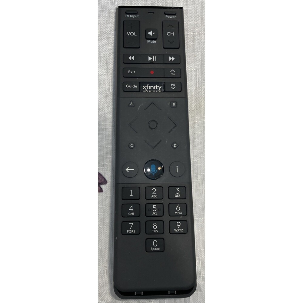 XFINITY Comcast Original Xr15v2-RQ Voice Control Remote (Minimal Use)